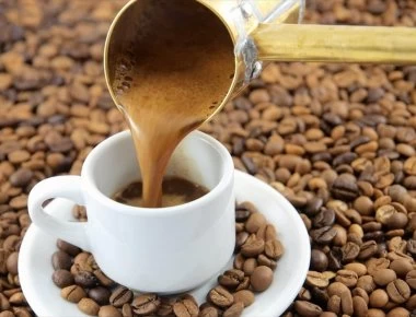 Να τι δείχνει ο καφές που πίνετε για το χαρακτήρα σας